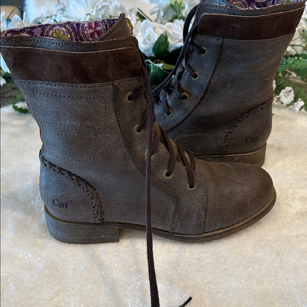 CAT boots for women